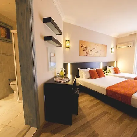 Thetis Hotel 4*
